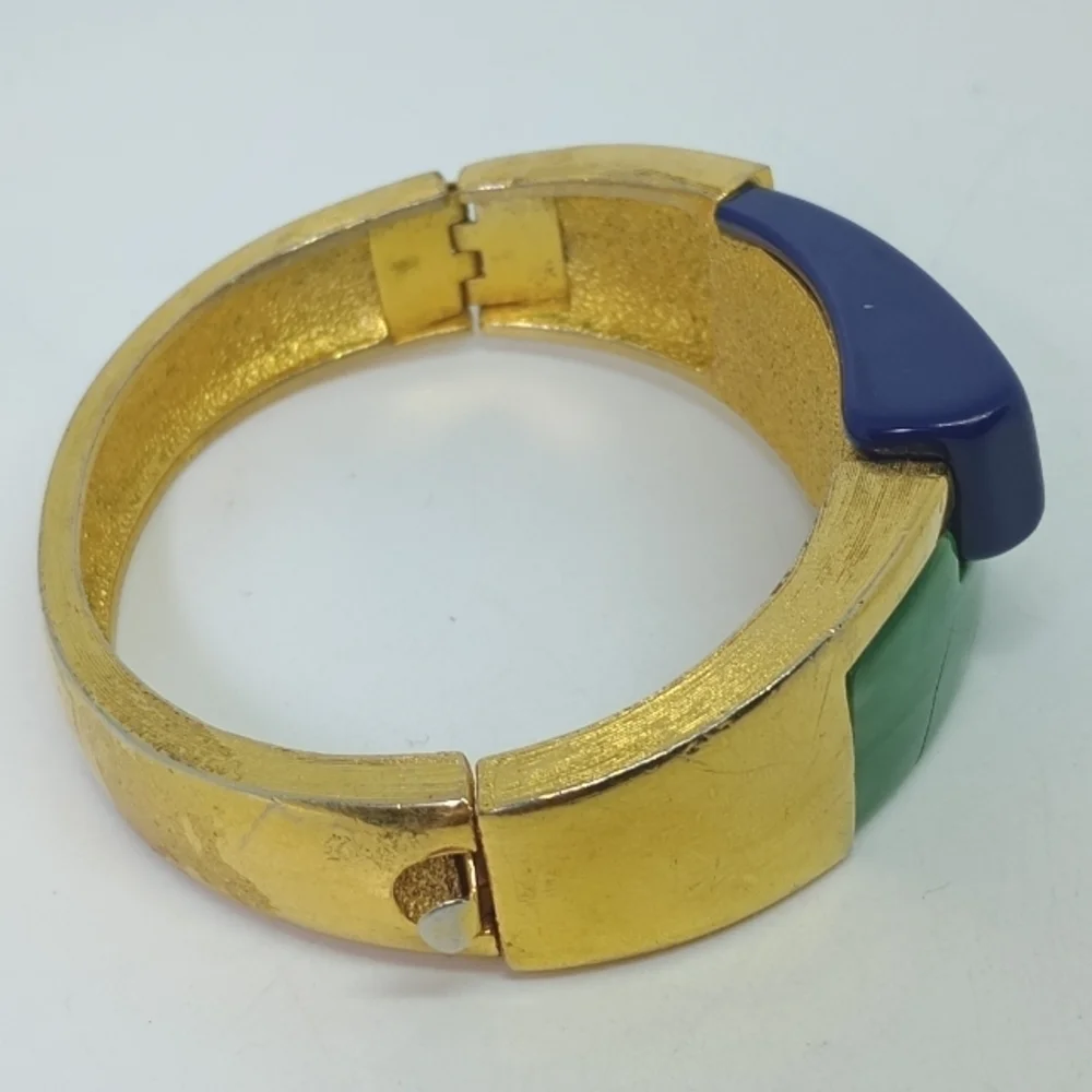 * vintage Crown Trifari colorama lucite & gold tone clamper bracelet